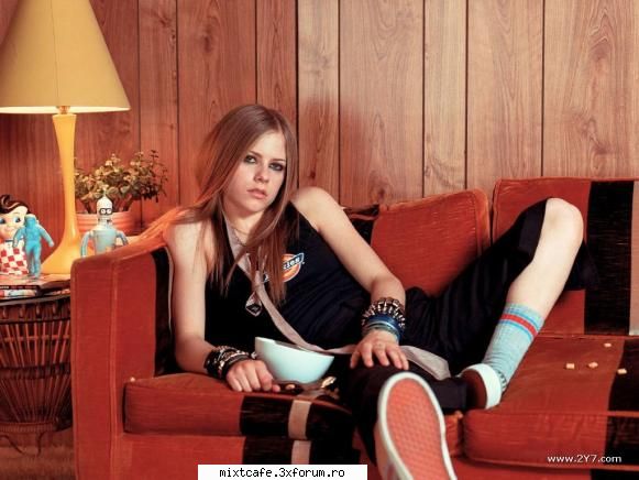 ii varmea :nebun:  :nebun: avril lavigne.