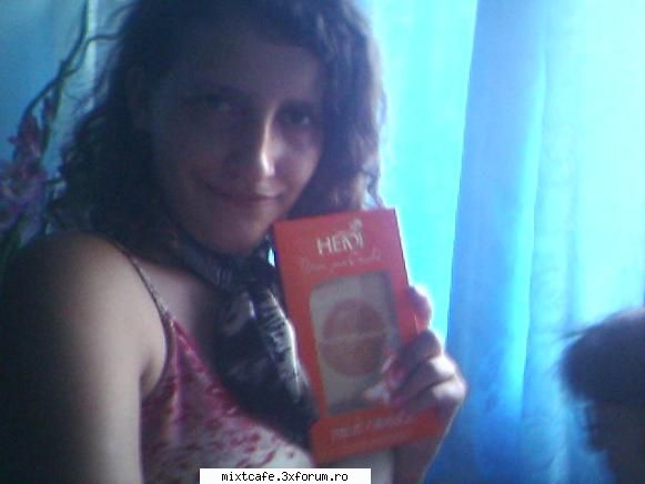 asa sa atepti k nu pot intra tot timpu pe forum doar cand am timp
poza asta e facuta de ziua mea de